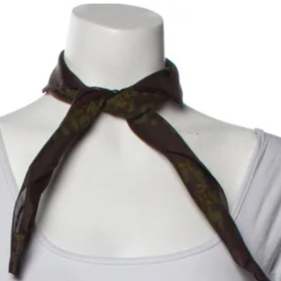 LOUIS VUITTON - AUTHENTIC 2001 LV x STEPHEN SPROUSE GRAFFITI BANDANA SCARF - Picture 9 of 9